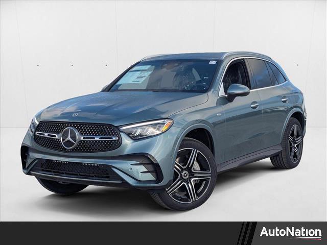 Photo of 2025 Verde Silver Metallic Mercedes-Benz GLC 350e