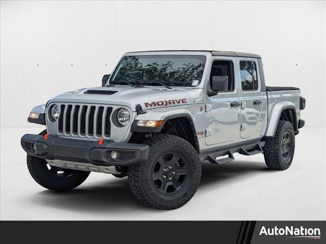 Photo of 2022 Silver Zynith Clearcoat Jeep Gladiator