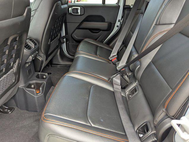 Photo of 2022 Silver Zynith Clearcoat Jeep Gladiator