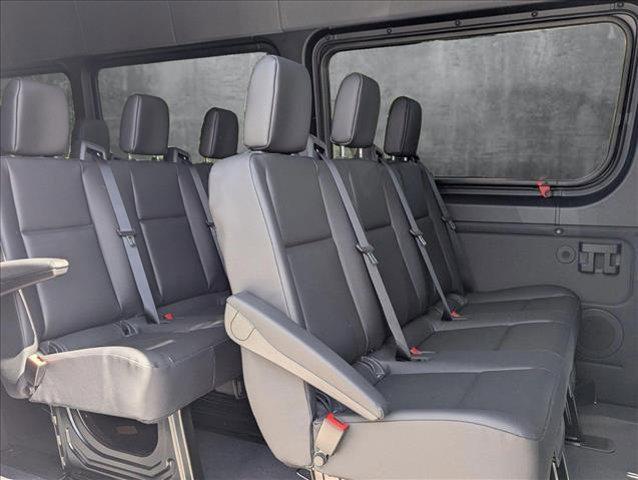 Photo of 2025 Arctic White Mercedes-Benz Sprinter 2500