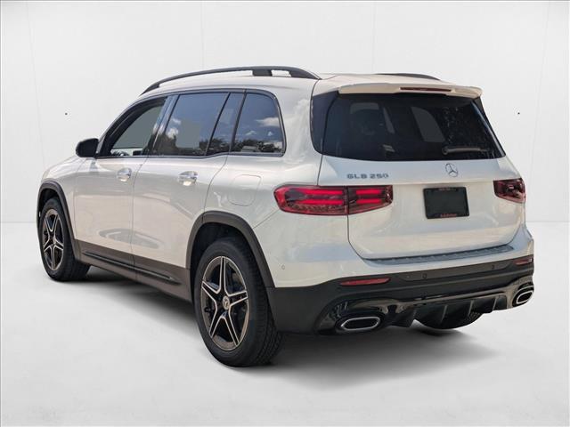 Photo of 2025 Polar White Mercedes-Benz GLB 250