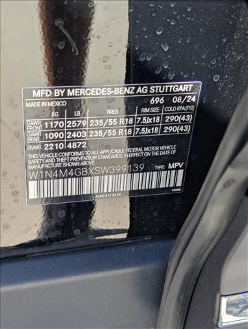 Photo of 2025 Night Black Mercedes-Benz GLB 250