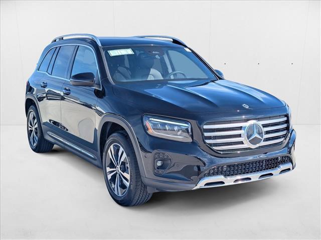 Photo of 2025 Night Black Mercedes-Benz GLB 250