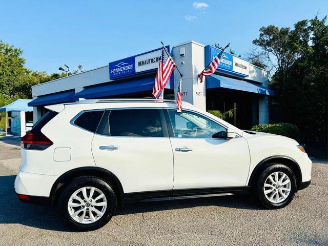 Photo of 2015 White Platinum Metallic Tri-Coat Ford Explorer