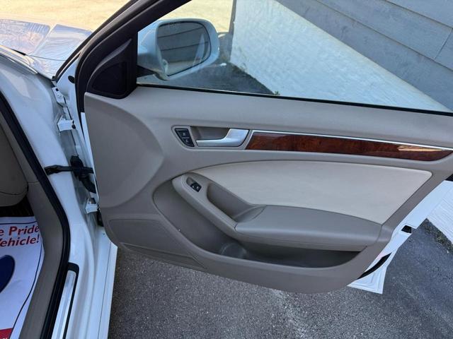 Photo of 2012 White Audi A4