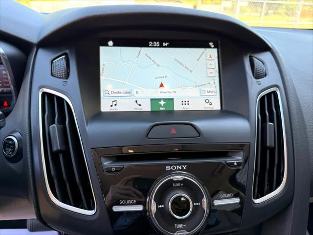 Photo of 2016 INGOT SILVER Ford Focus Electric