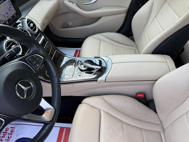 Photo of 2015 White Mercedes-Benz C-Class