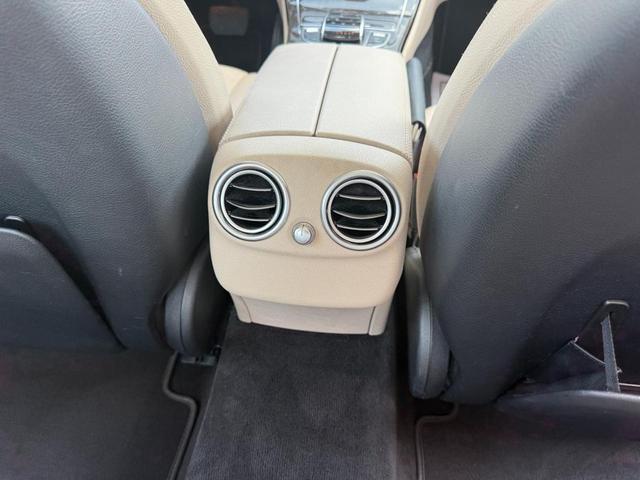 Photo of 2015 White Mercedes-Benz C-Class