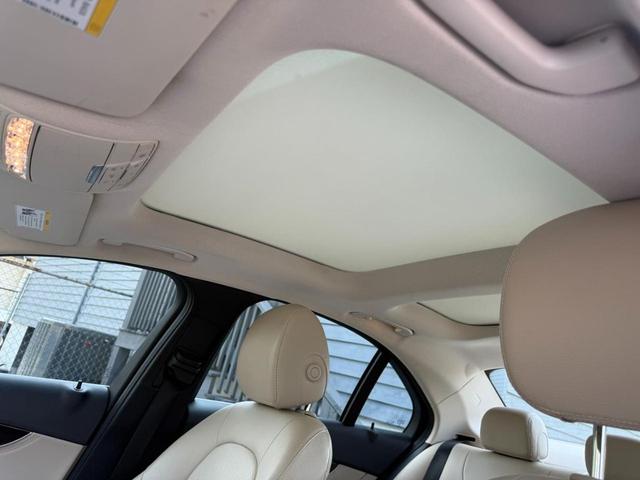 Photo of 2015 White Mercedes-Benz C-Class