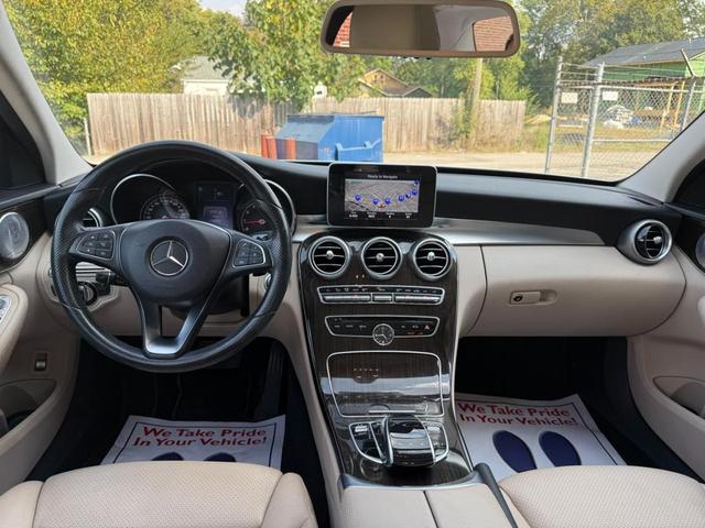Photo of 2015 White Mercedes-Benz C-Class