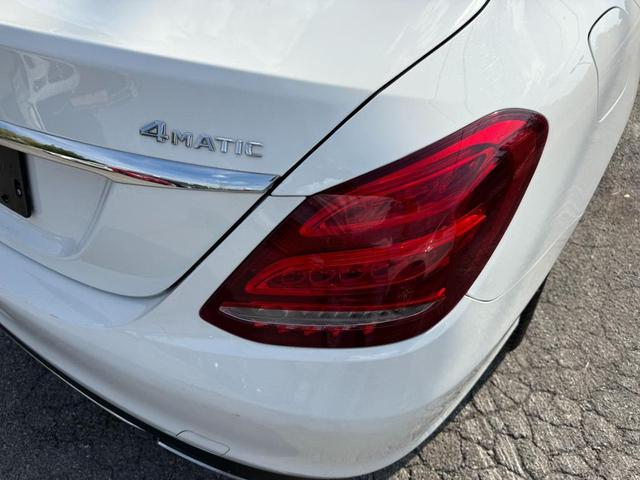 Photo of 2015 White Mercedes-Benz C-Class