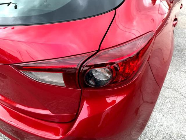 Photo of 2018 Soul Red Metallic Mazda Mazda3