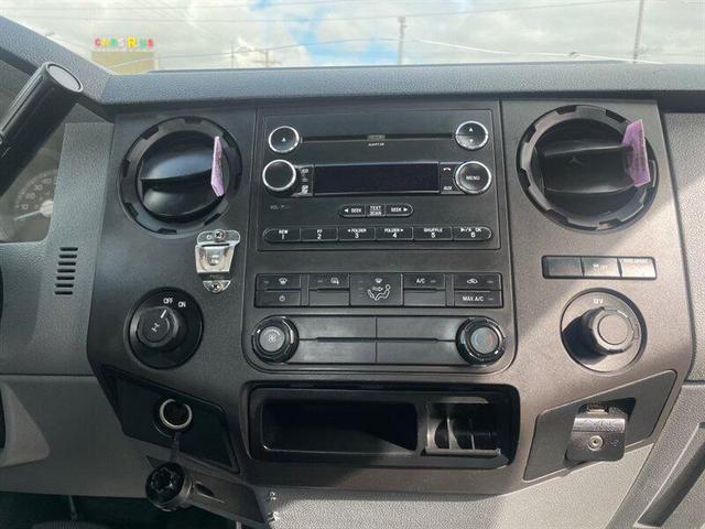 Photo of 2012 Oxford White Ford F-250