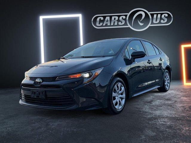 Photo of 2024 Classic Silver Metallic Toyota Corolla