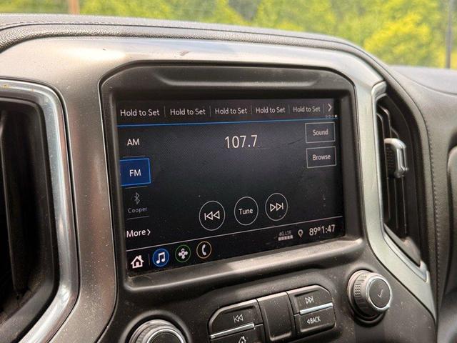 Photo of 2022 Summit White Chevrolet Silverado 2500