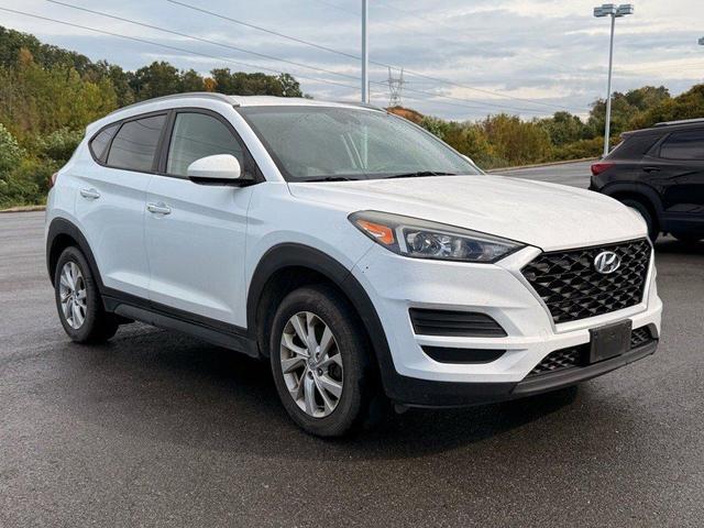 Photo of 2019 Dazzling White Hyundai TUCSON