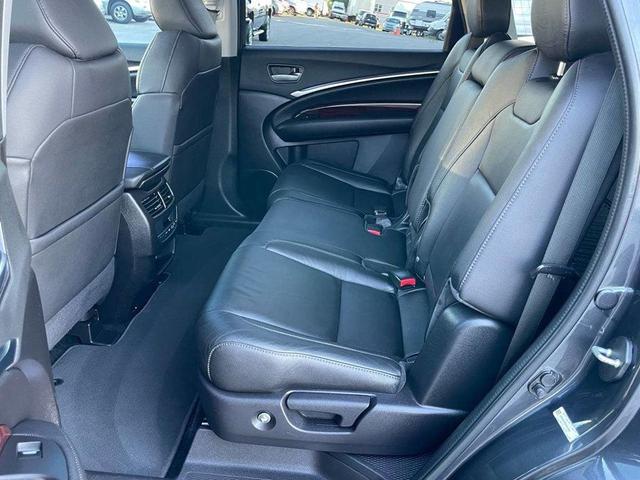 Photo of 2014 Graphite Luster Metallic Acura MDX