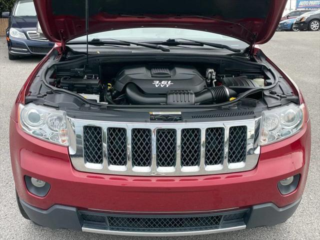 Photo of 2012 Deep Cherry Red Crystal Pearl Jeep Grand Cherokee