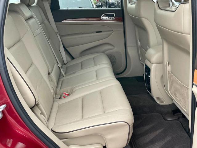 Photo of 2012 Deep Cherry Red Crystal Pearl Jeep Grand Cherokee