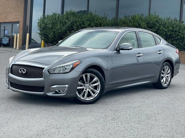 2015 Infiniti Q70