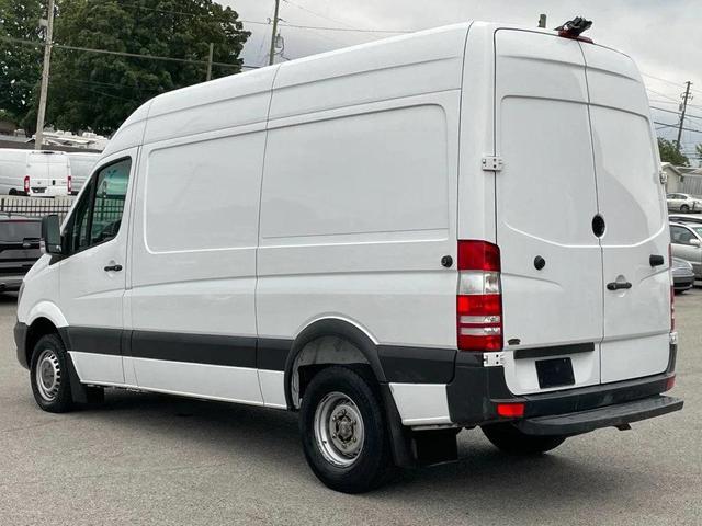 Photo of 2016 Arctic White Mercedes-Benz Sprinter 3500