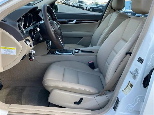 Photo of 2013 Polar White Mercedes-Benz C-Class