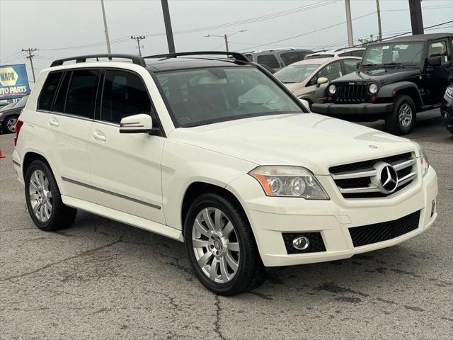 Photo of 2011 Arctic White Mercedes-Benz GLK-Class