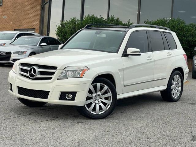 Photo of 2011 Arctic White Mercedes-Benz GLK-Class