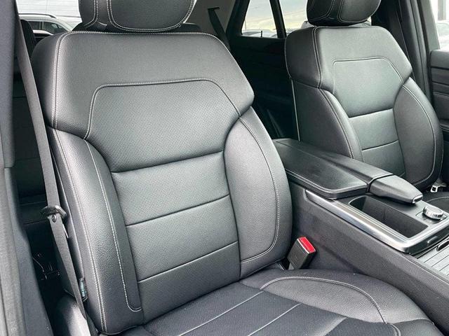 Photo of 2015 Lunar Blue Metallic Mercedes-Benz M-Class