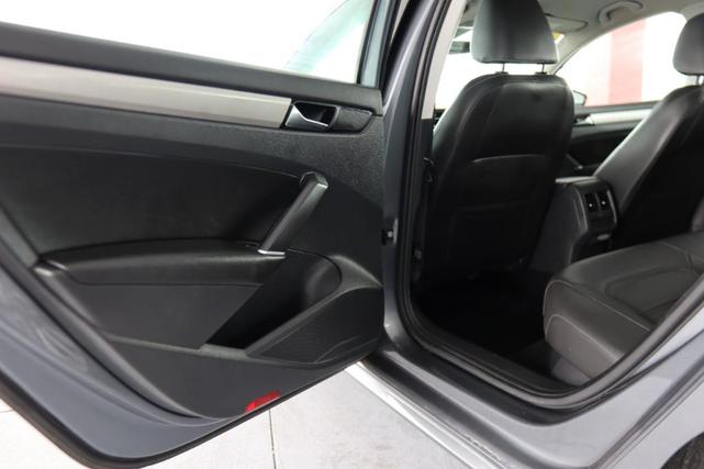 Photo of 2020 Platinum Gray Metallic Volkswagen Passat