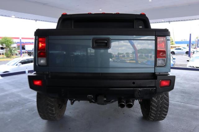 Photo of 2005 Blue Hummer H2