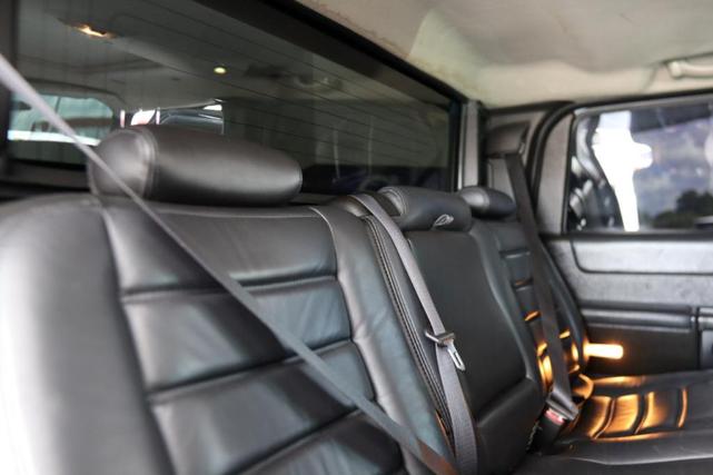 Photo of 2005 Blue Hummer H2