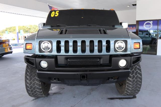 Photo of 2005 Blue Hummer H2