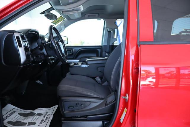 Photo of 2018 Red Chevrolet Silverado 1500