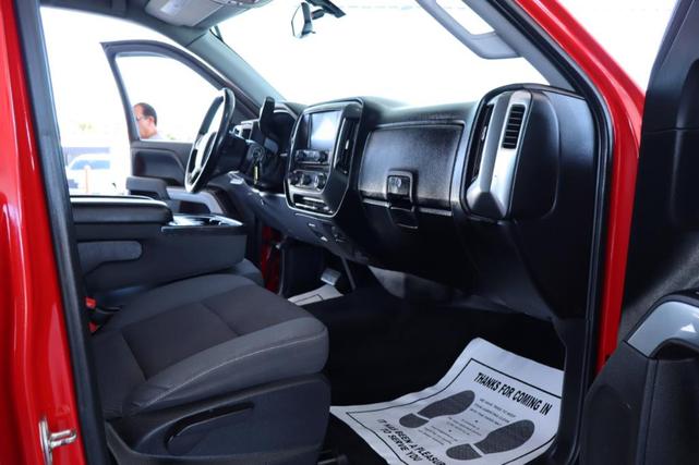 Photo of 2018 Red Chevrolet Silverado 1500