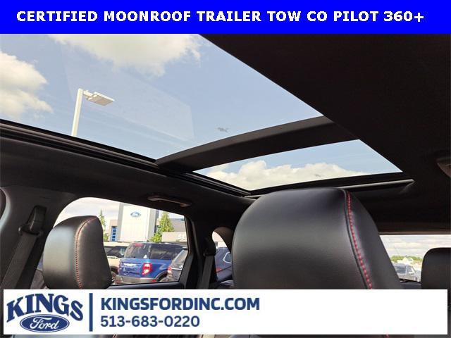 Photo of 2024 Black Metallic Ford Edge