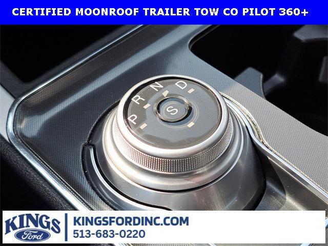 Photo of 2024 Black Metallic Ford Edge