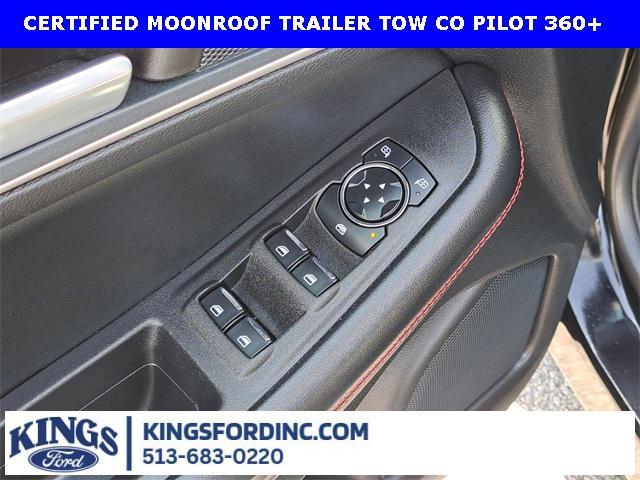 Photo of 2024 Black Metallic Ford Edge