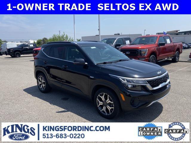 Photo of 2022 Cherry Black Kia Seltos