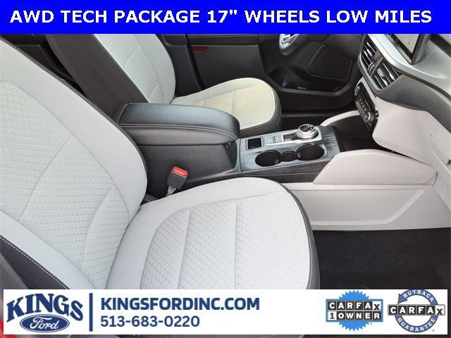 Photo of 2023 Rapid Red Metallic Tinted Clearcoat Ford Escape