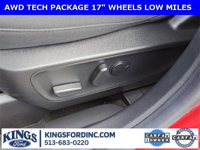 Photo of 2023 Rapid Red Metallic Tinted Clearcoat Ford Escape