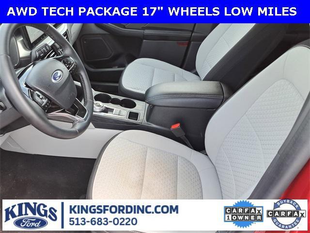 Photo of 2023 Rapid Red Metallic Tinted Clearcoat Ford Escape