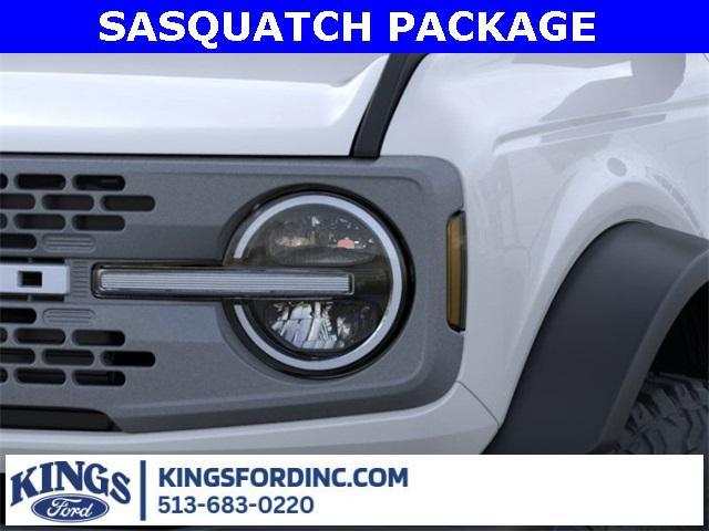 Photo of 2025 Oxford White Ford Bronco
