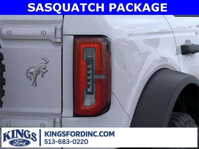 Photo of 2025 Oxford White Ford Bronco