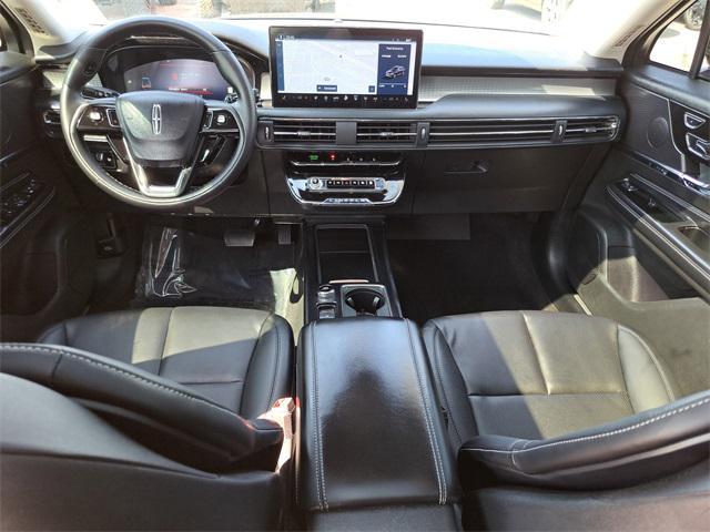 Photo of 2024 Infinite Black Metallic Clearcoat Lincoln Corsair