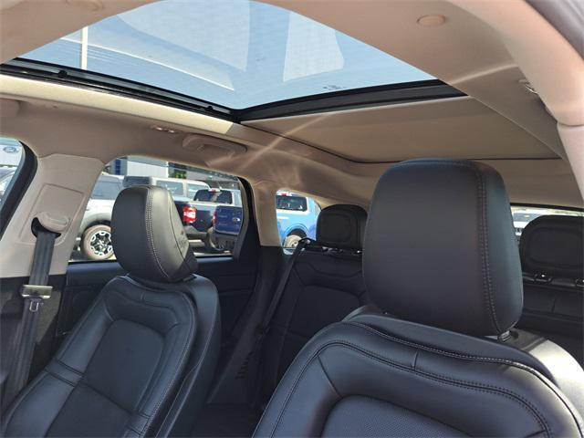 Photo of 2024 Infinite Black Metallic Clearcoat Lincoln Corsair