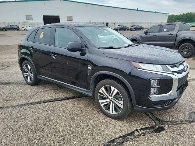 Photo of 2024 Labrador Black Pearl Mitsubishi Outlander Sport
