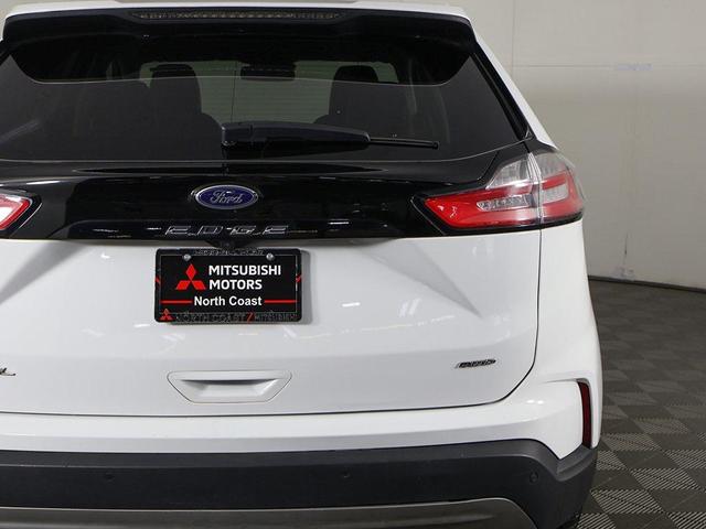 Photo of 2024 Oxford White Ford Edge