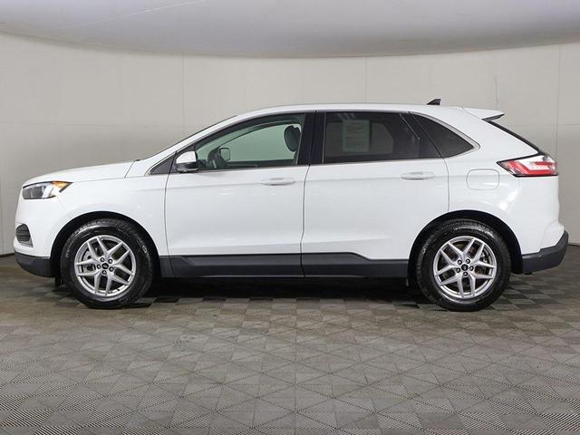 Photo of 2024 Oxford White Ford Edge