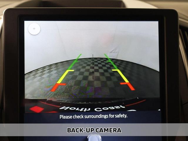 Photo of 2022 Agate Black Metallic Ford Edge